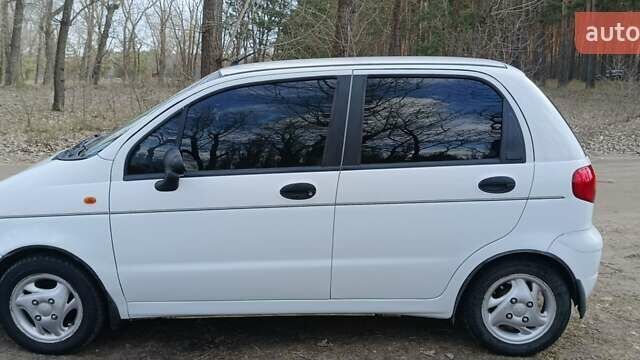 Білий Деу Матіз, об'ємом двигуна 1 л та пробігом 153 тис. км за 3300 $, фото 5 на Automoto.ua