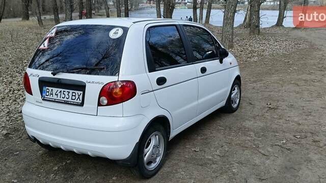 Білий Деу Матіз, об'ємом двигуна 1 л та пробігом 153 тис. км за 3300 $, фото 8 на Automoto.ua