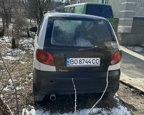 Белый Дэу Матиз, объемом двигателя 0.8 л и пробегом 247 тыс. км за 1200 $, фото 4 на Automoto.ua