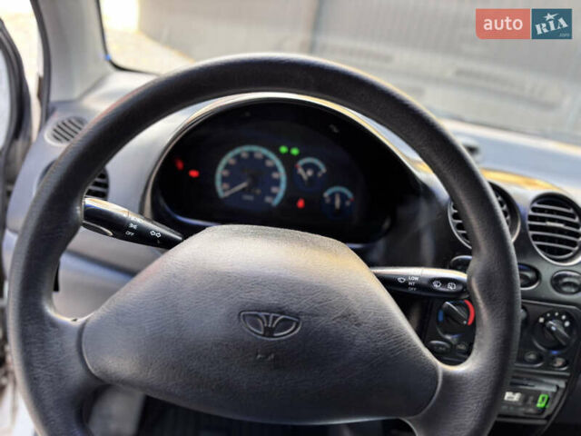 Білий Деу Матіз, об'ємом двигуна 0.8 л та пробігом 146 тис. км за 2700 $, фото 23 на Automoto.ua