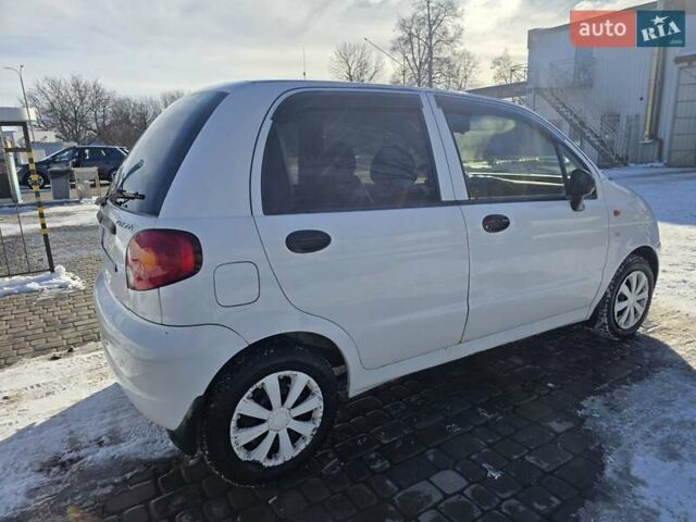 Білий Деу Матіз, об'ємом двигуна 0.8 л та пробігом 72 тис. км за 2600 $, фото 4 на Automoto.ua