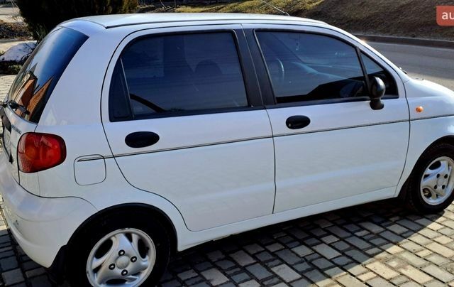 Білий Деу Матіз, об'ємом двигуна 0.8 л та пробігом 158 тис. км за 2999 $, фото 6 на Automoto.ua