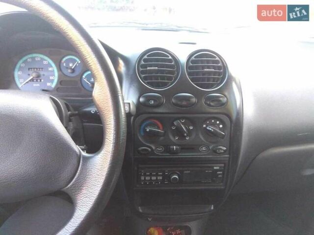 Белый Дэу Матиз, объемом двигателя 1 л и пробегом 90 тыс. км за 2000 $, фото 1 на Automoto.ua