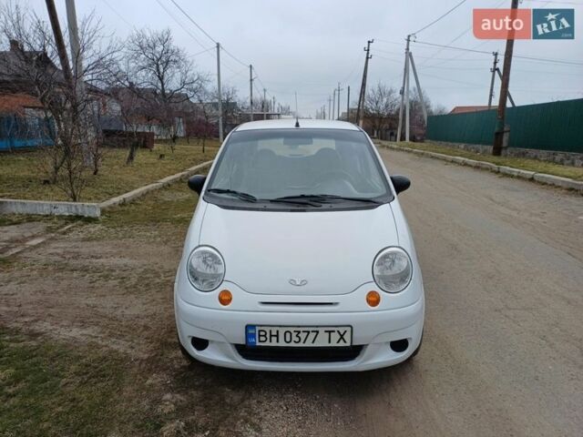 Белый Дэу Матиз, объемом двигателя 0.8 л и пробегом 128 тыс. км за 2800 $, фото 6 на Automoto.ua