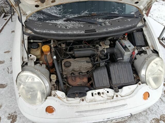 Белый Дэу Матиз, объемом двигателя 0.8 л и пробегом 200 тыс. км за 1192 $, фото 4 на Automoto.ua