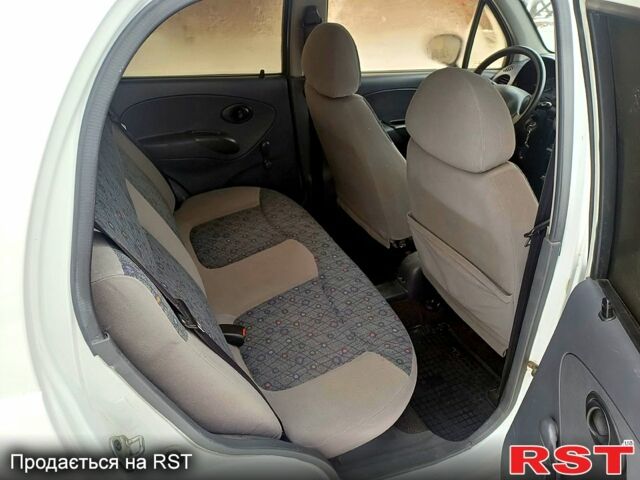 Белый Дэу Матиз, объемом двигателя 0.8 л и пробегом 1400 тыс. км за 2800 $, фото 9 на Automoto.ua