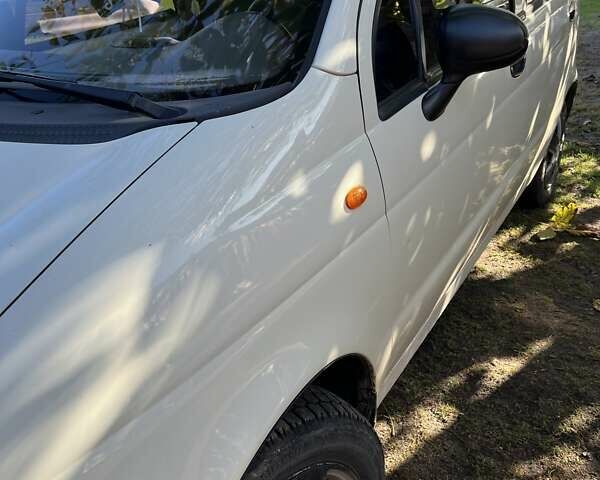 Білий Деу Матіз, об'ємом двигуна 0.8 л та пробігом 18 тис. км за 2580 $, фото 6 на Automoto.ua