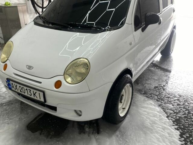 Белый Дэу Матиз, объемом двигателя 0.8 л и пробегом 130 тыс. км за 1650 $, фото 1 на Automoto.ua