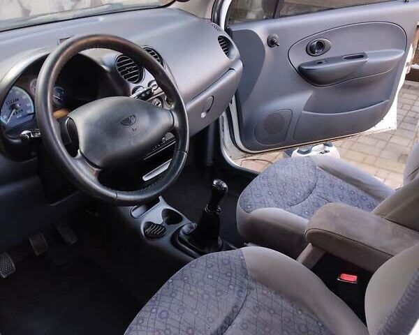 Белый Дэу Матиз, объемом двигателя 0.8 л и пробегом 142 тыс. км за 2200 $, фото 14 на Automoto.ua