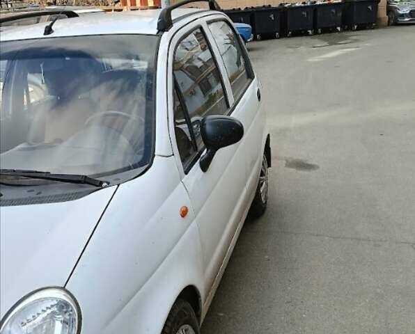 Белый Дэу Матиз, объемом двигателя 0.8 л и пробегом 100 тыс. км за 2800 $, фото 5 на Automoto.ua