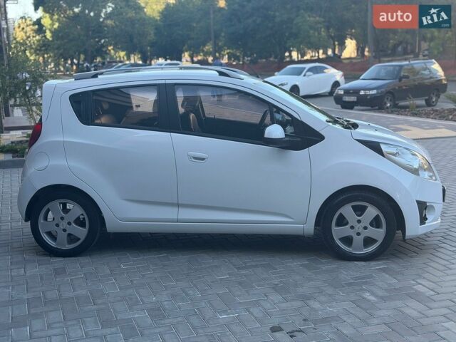 Білий Деу Матіз, об'ємом двигуна 0.99 л та пробігом 230 тис. км за 5200 $, фото 3 на Automoto.ua