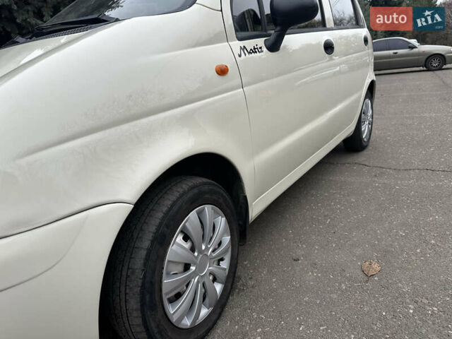 Белый Дэу Матиз, объемом двигателя 0.8 л и пробегом 75 тыс. км за 2200 $, фото 25 на Automoto.ua