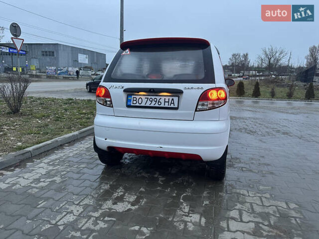 Белый Дэу Матиз, объемом двигателя 0.8 л и пробегом 35 тыс. км за 1600 $, фото 5 на Automoto.ua
