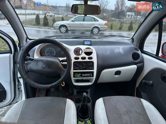 Белый Дэу Матиз, объемом двигателя 0.8 л и пробегом 35 тыс. км за 1600 $, фото 12 на Automoto.ua