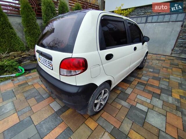 Білий Деу Матіз, об'ємом двигуна 0.8 л та пробігом 270 тис. км за 2100 $, фото 2 на Automoto.ua