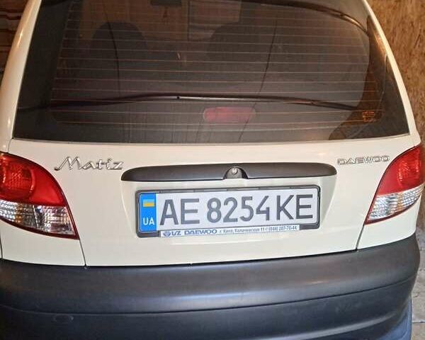 Белый Дэу Матиз, объемом двигателя 0.8 л и пробегом 64 тыс. км за 3000 $, фото 1 на Automoto.ua