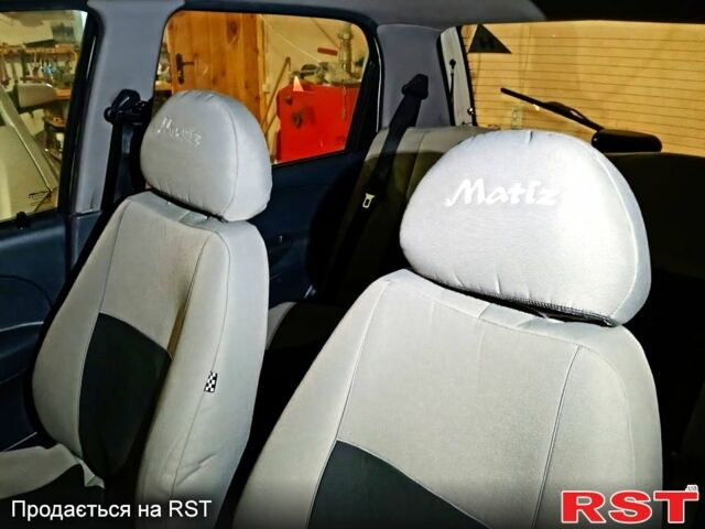 Белый Дэу Матиз, объемом двигателя 1.8 л и пробегом 175 тыс. км за 3500 $, фото 2 на Automoto.ua