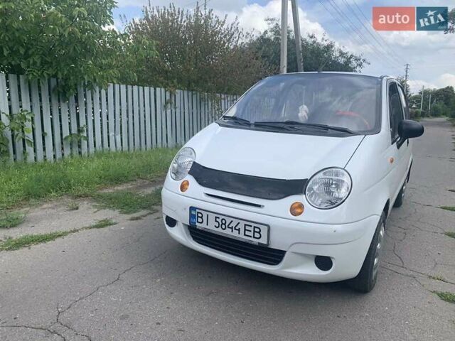 Белый Дэу Матиз, объемом двигателя 0.8 л и пробегом 77 тыс. км за 3100 $, фото 4 на Automoto.ua