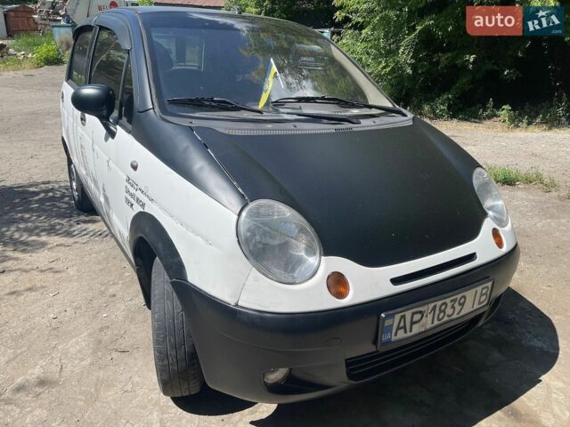 Белый Дэу Матиз, объемом двигателя 0.8 л и пробегом 150 тыс. км за 2100 $, фото 1 на Automoto.ua