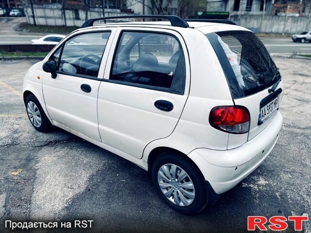 Білий Деу Матіз, об'ємом двигуна 0.8 л та пробігом 165 тис. км за 2399 $, фото 3 на Automoto.ua