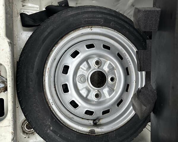 Белый Дэу Матиз, объемом двигателя 0.8 л и пробегом 75 тыс. км за 2200 $, фото 1 на Automoto.ua