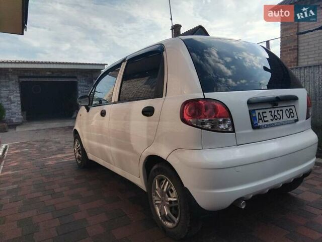 Белый Дэу Матиз, объемом двигателя 0.8 л и пробегом 149 тыс. км за 2700 $, фото 3 на Automoto.ua