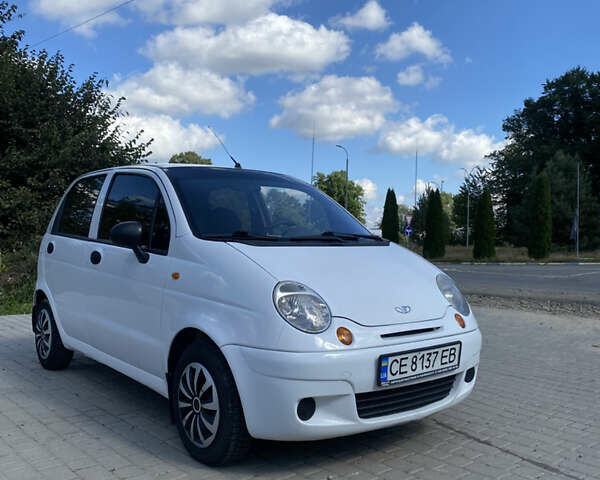 Белый Дэу Матиз, объемом двигателя 0.8 л и пробегом 152 тыс. км за 2900 $, фото 1 на Automoto.ua