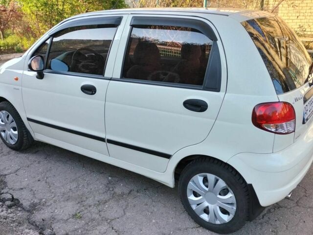 Білий Деу Матіз, об'ємом двигуна 0 л та пробігом 65 тис. км за 3950 $, фото 4 на Automoto.ua