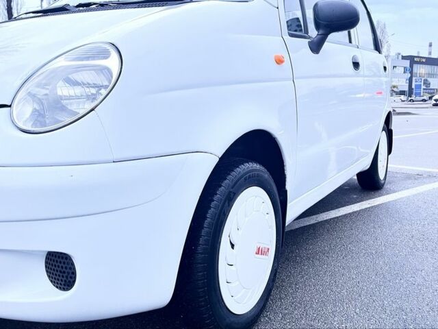 Белый Дэу Матиз, объемом двигателя 0.8 л и пробегом 122 тыс. км за 2500 $, фото 6 на Automoto.ua