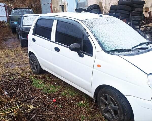 Белый Дэу Матиз, объемом двигателя 0.8 л и пробегом 115 тыс. км за 2700 $, фото 8 на Automoto.ua