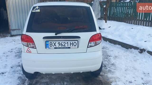 Білий Деу Матіз, об'ємом двигуна 0.8 л та пробігом 143 тис. км за 2400 $, фото 4 на Automoto.ua