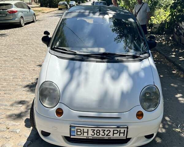 Белый Дэу Матиз, объемом двигателя 0.8 л и пробегом 110 тыс. км за 2200 $, фото 2 на Automoto.ua