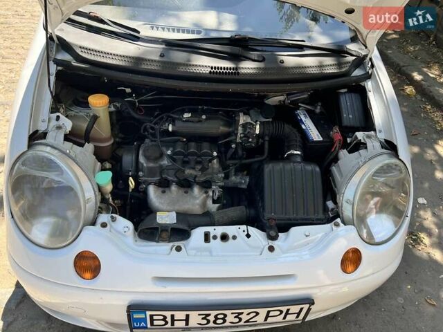 Белый Дэу Матиз, объемом двигателя 0.8 л и пробегом 110 тыс. км за 2200 $, фото 6 на Automoto.ua