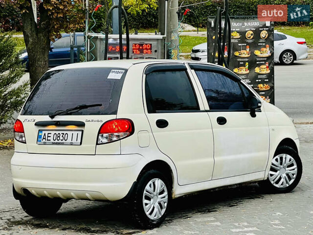 Белый Дэу Матиз, объемом двигателя 0.8 л и пробегом 136 тыс. км за 1800 $, фото 4 на Automoto.ua