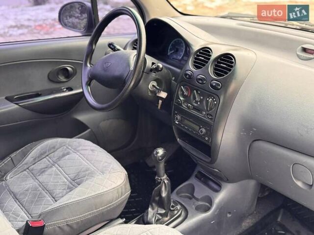Білий Деу Матіз, об'ємом двигуна 0.8 л та пробігом 86 тис. км за 1999 $, фото 7 на Automoto.ua