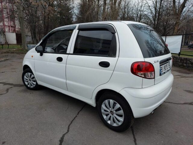 Белый Дэу Матиз, объемом двигателя 0 л и пробегом 63 тыс. км за 2700 $, фото 3 на Automoto.ua