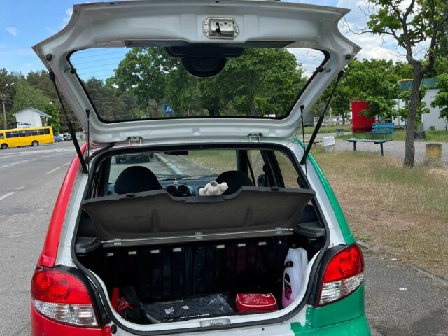 Білий Деу Матіз, об'ємом двигуна 0.8 л та пробігом 168 тис. км за 2000 $, фото 7 на Automoto.ua