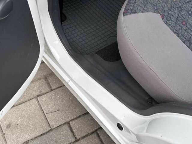 Белый Дэу Матиз, объемом двигателя 0.8 л и пробегом 66 тыс. км за 2600 $, фото 14 на Automoto.ua