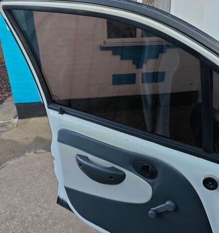 Білий Деу Матіз, об'ємом двигуна 0.8 л та пробігом 91 тис. км за 2100 $, фото 11 на Automoto.ua