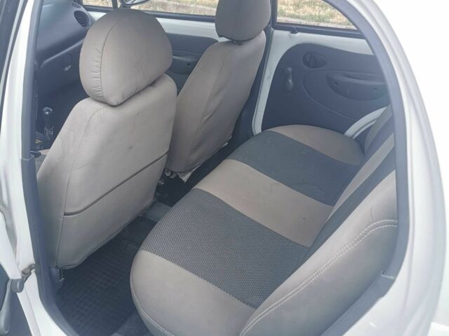 Білий Деу Матіз, об'ємом двигуна 0.8 л та пробігом 95 тис. км за 2500 $, фото 7 на Automoto.ua