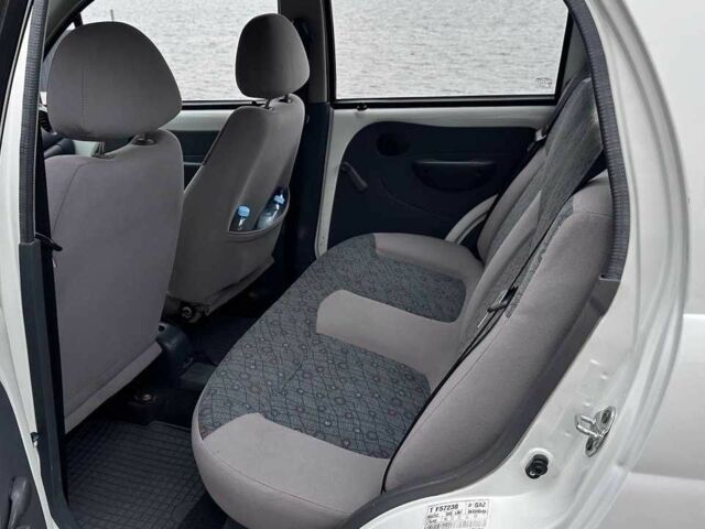 Белый Дэу Матиз, объемом двигателя 0.8 л и пробегом 66 тыс. км за 2600 $, фото 9 на Automoto.ua