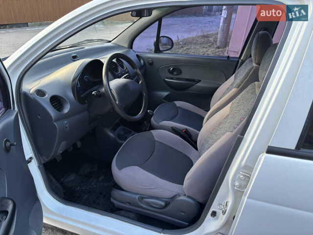 Білий Деу Матіз, об'ємом двигуна 0.8 л та пробігом 85 тис. км за 2999 $, фото 23 на Automoto.ua