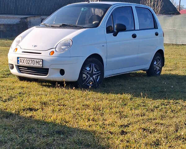 Белый Дэу Матиз, объемом двигателя 0.8 л и пробегом 115 тыс. км за 2300 $, фото 1 на Automoto.ua