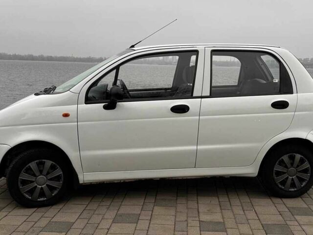 Белый Дэу Матиз, объемом двигателя 0.8 л и пробегом 66 тыс. км за 2600 $, фото 2 на Automoto.ua