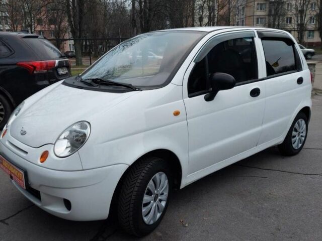 Белый Дэу Матиз, объемом двигателя 0 л и пробегом 63 тыс. км за 2700 $, фото 2 на Automoto.ua