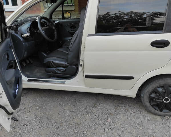 Білий Деу Матіз, об'ємом двигуна 0.8 л та пробігом 58 тис. км за 2550 $, фото 5 на Automoto.ua