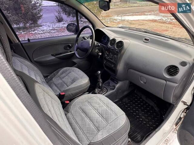 Білий Деу Матіз, об'ємом двигуна 0.8 л та пробігом 86 тис. км за 1999 $, фото 8 на Automoto.ua