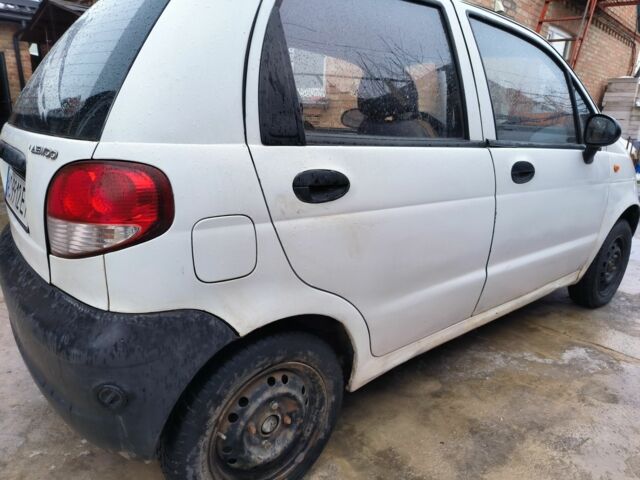 Белый Дэу Матиз, объемом двигателя 0.8 л и пробегом 109 тыс. км за 1500 $, фото 2 на Automoto.ua