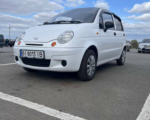 Белый Дэу Матиз, объемом двигателя 0.8 л и пробегом 60 тыс. км за 2800 $, фото 3 на Automoto.ua