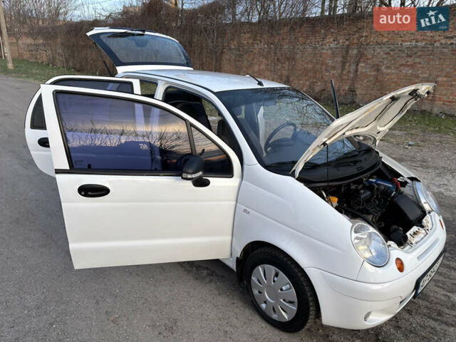 Білий Деу Матіз, об'ємом двигуна 0.8 л та пробігом 85 тис. км за 2999 $, фото 20 на Automoto.ua